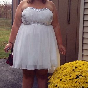 White homecoming or prom dress