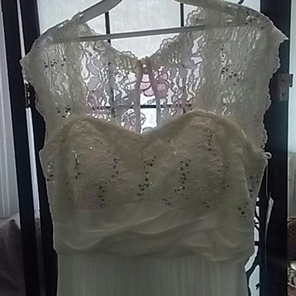 Wedding dress