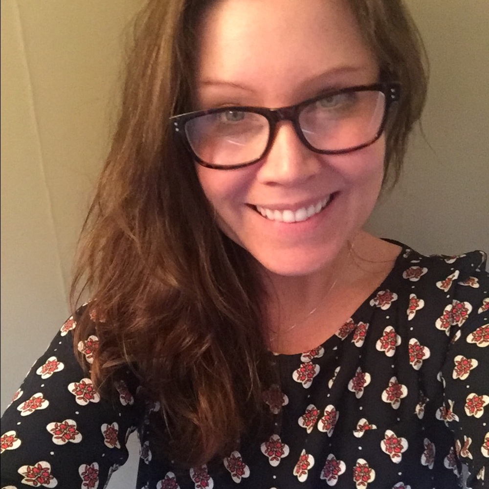 Meet your Posher, Jenn