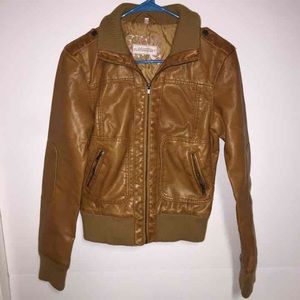 🎈Today Only Sale🎈Light brown Clockhpuse Jacket