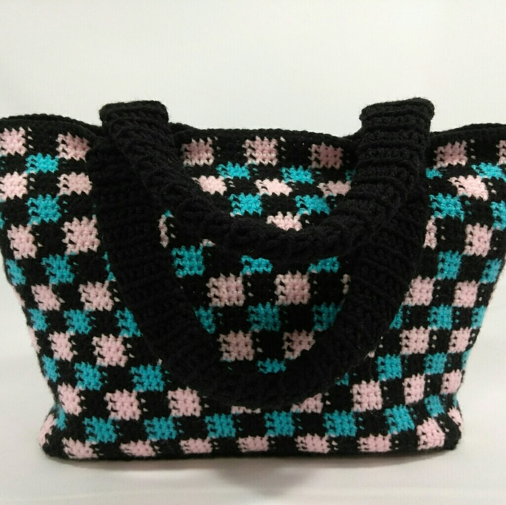 Pink/torquise/black checker style crochet handbag