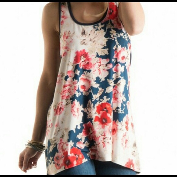 NWT Boutique Floral Print Racer Back Tank - Picture 4 of 5