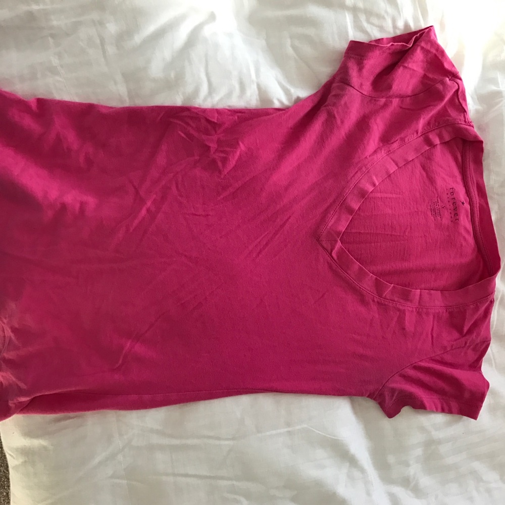 Forever 21 T-shirt