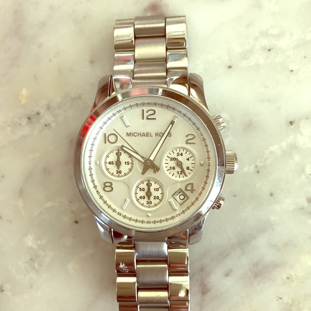 MICHAEL KORS