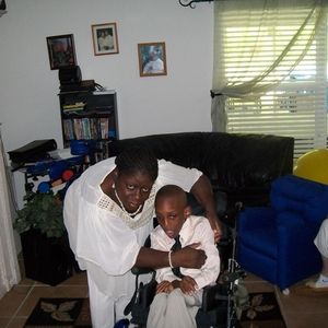 Meet your Posher, Elaine