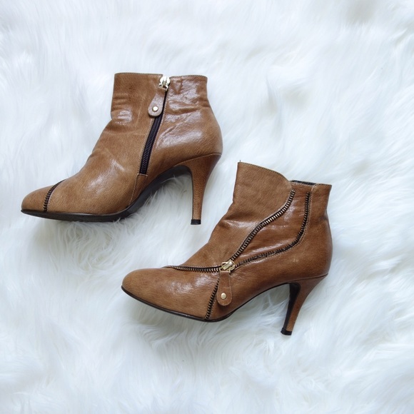 Cute Ankle Boots - Picture 5 of 8