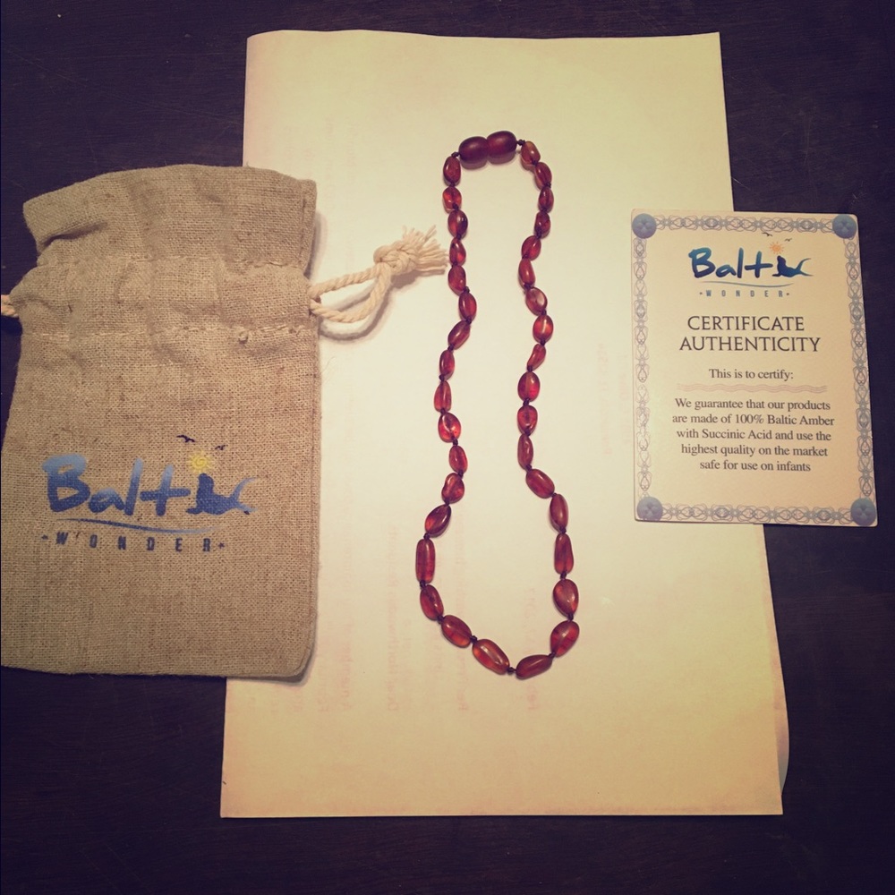 Balt Wonder Amber Necklace