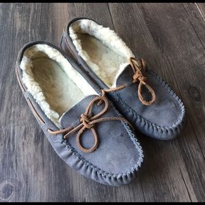 ugg dakota floral grunge womens chestnut ugg dakota floral grunge womens chestnut