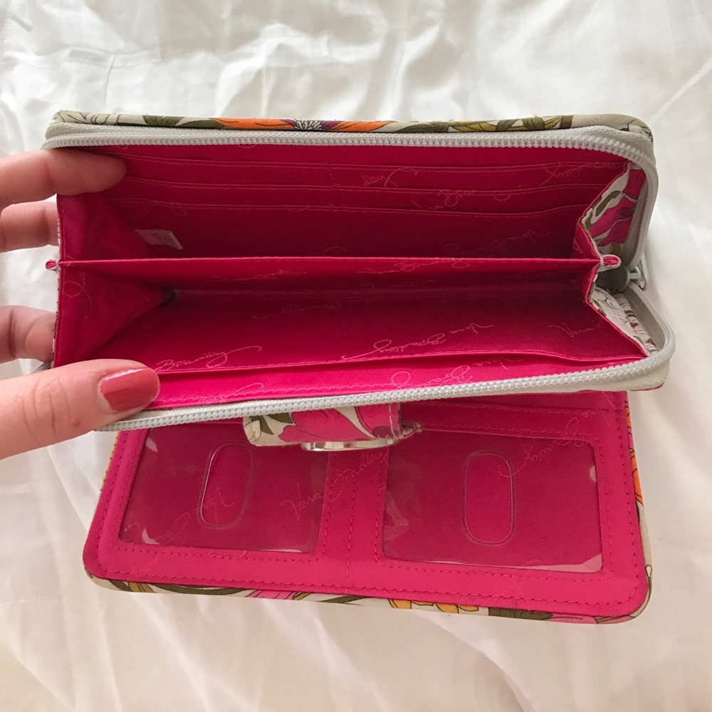 Wallet - Picture 3 of 4