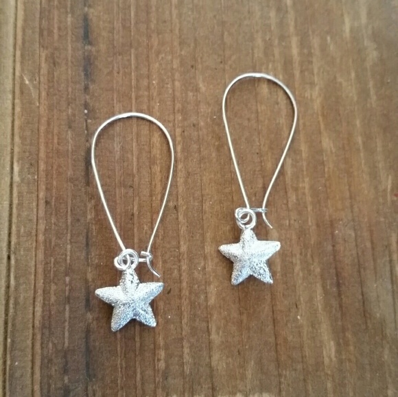 Sterling Silver Star Dust Earrings New! - Picture 2 of 2
