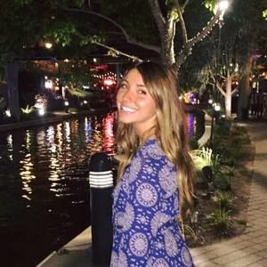 Meet your Posher, Molli