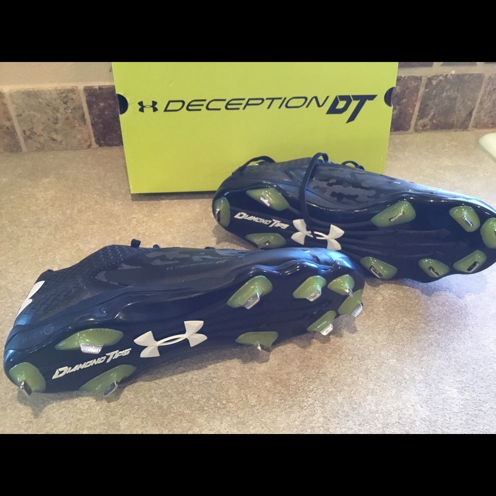 Cleats - Picture 2 of 4