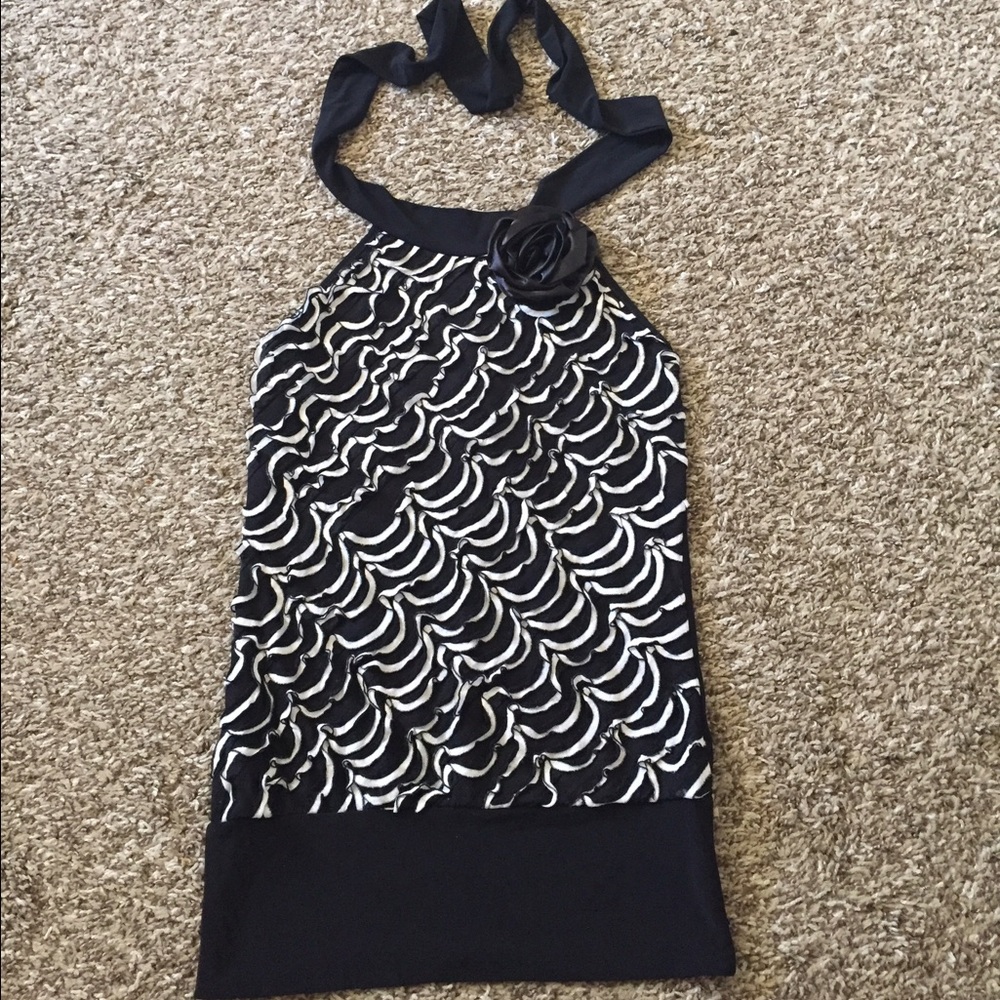 Black and white top