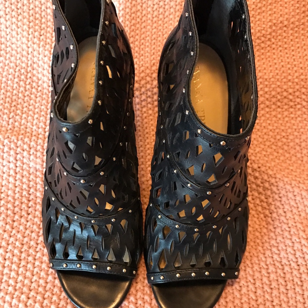 Ivanka Trump Caged bootie