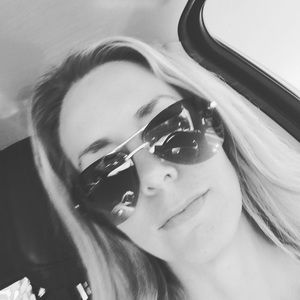 Meet your Posher, Marci