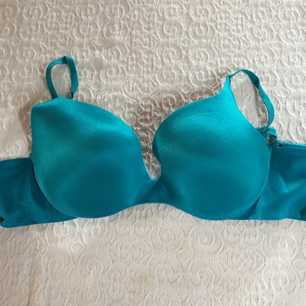 Victoria's Secret turquoise bra 38C