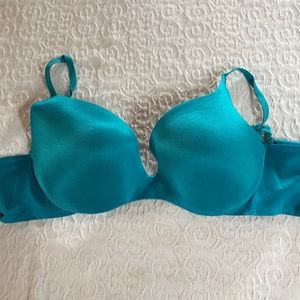 Victoria's Secret turquoise bra 38C