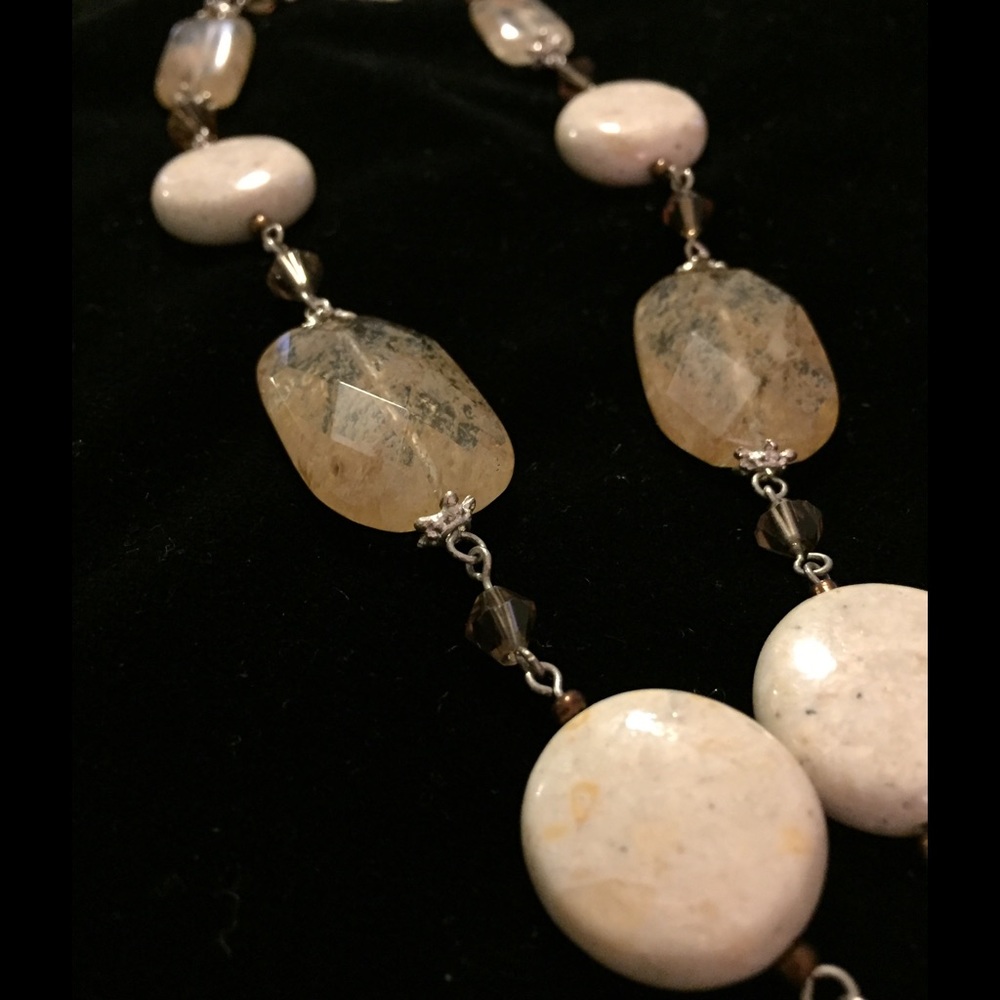 🟡 5/30 Premier Designs Gemstone Necklace