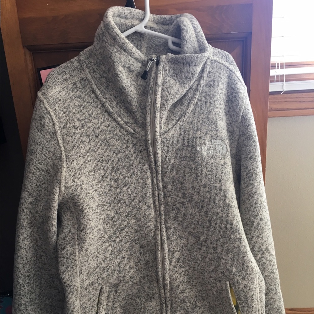 north face grey/white jacket