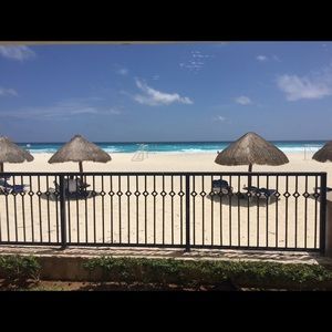 Meet your Posher, Ally