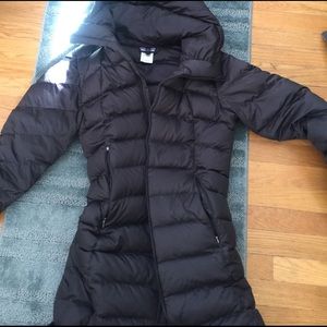 Patagonia women's medium slim fit "downtown" parka