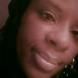 Meet your Posher, Lakeisha