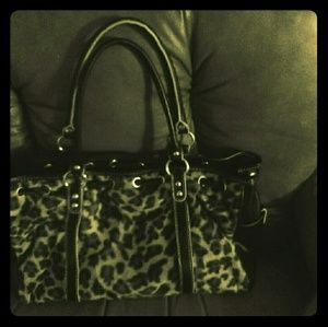Animal Print Material. Soft & Durable