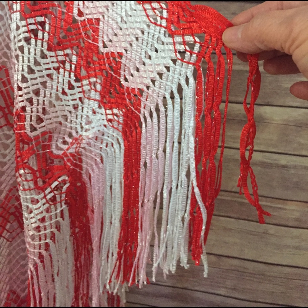 Red & White Poncho - Picture 2 of 4