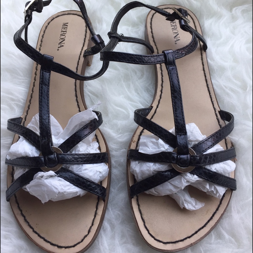 Merona flat black sandals