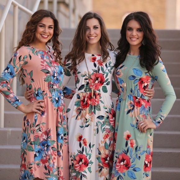 Infinity Raine Peach floral print dress - Picture 2 of 2