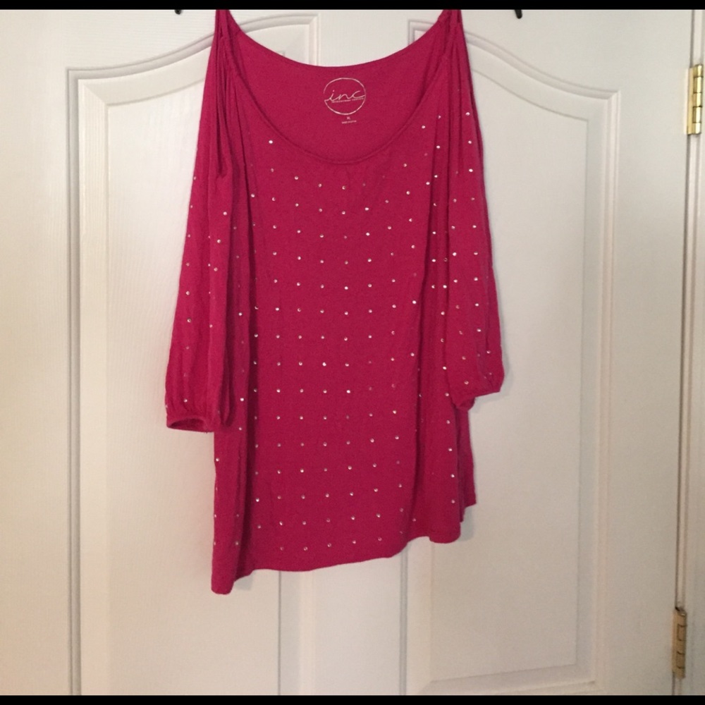 Pink cold shoulder top