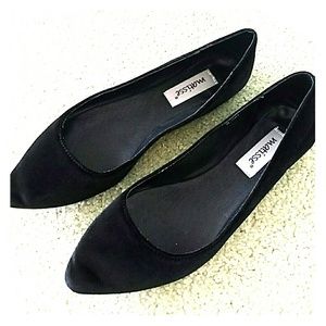 Black Velvet Flats "Kiley"