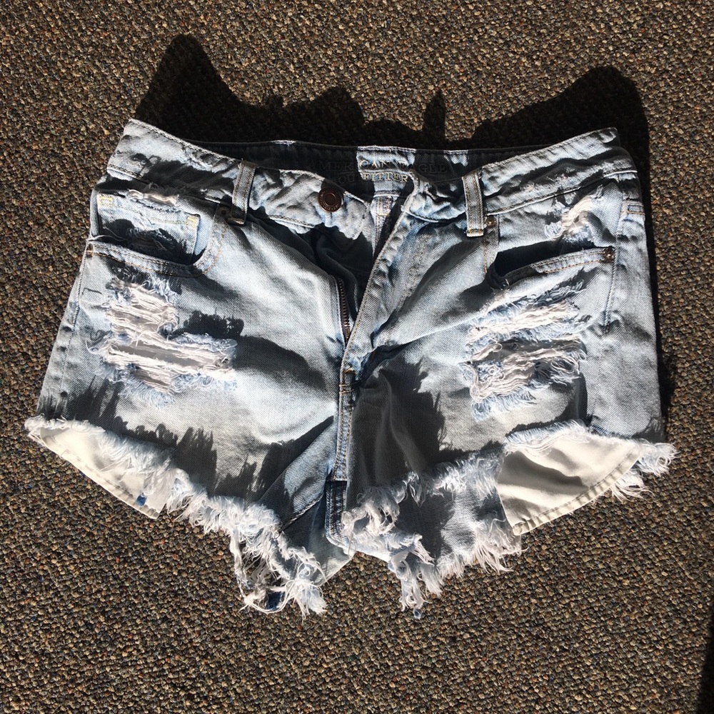 High waisted American Eagle Shorts!
