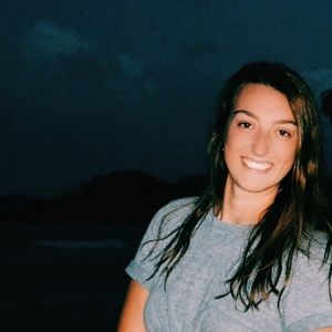 Meet your Posher, Casey