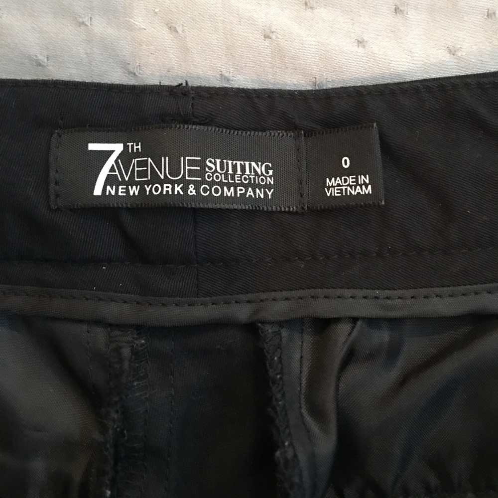 Size 0 Black Capris from NY AND CO