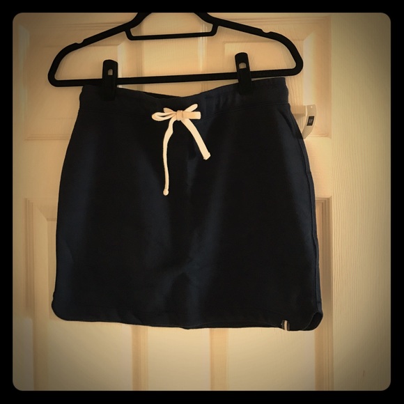 GAP Dresses & Skirts - 💜 Gap navy blue mini skirt.
