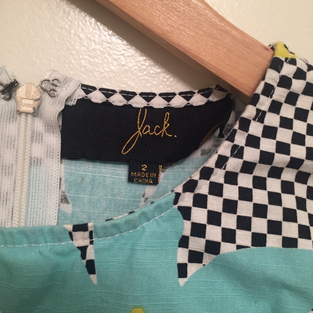 🏁Checkered mini dress with cutout waist🏁 - Picture 3 of 8