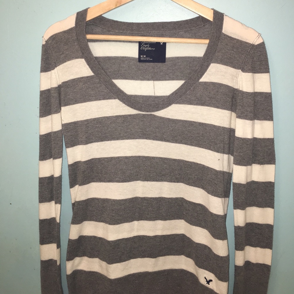 AE sweater