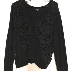 Cropped Black sweater