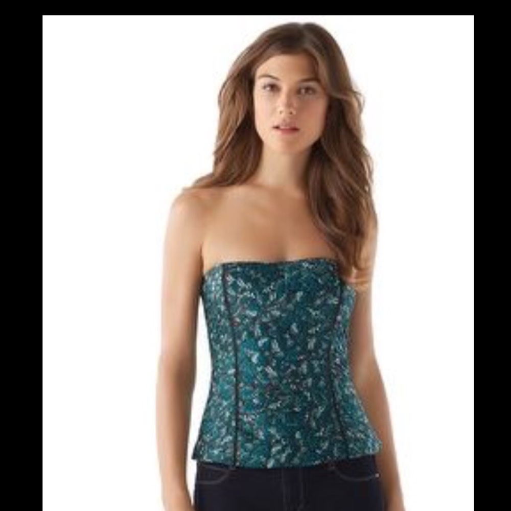 NWT WHBM flutter bustier top with optional straps