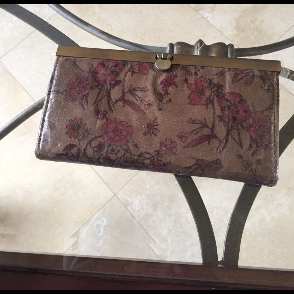 Floral print wallet