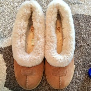 Ugg Australia chestnut moccasins