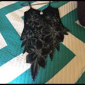 Black weekend tank top 💄