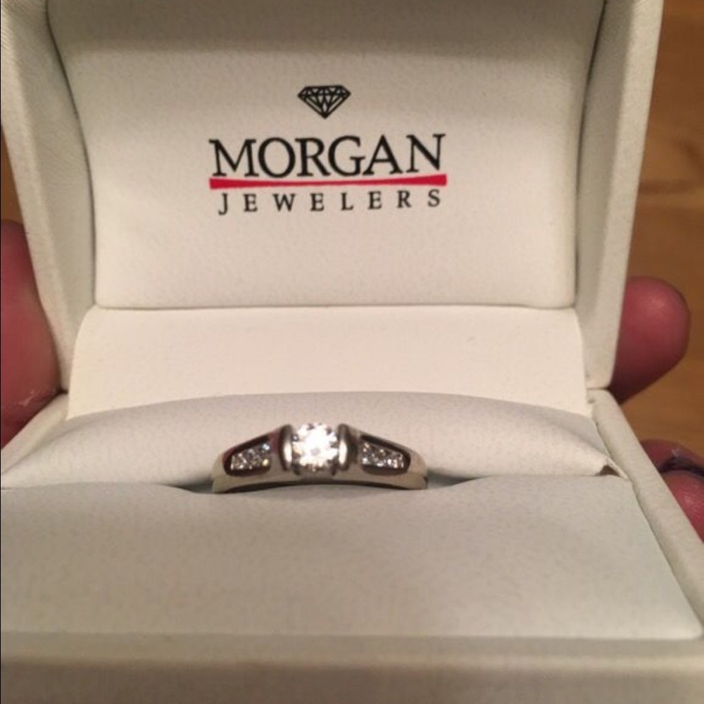 Diamond engagement ring size 7 1/2