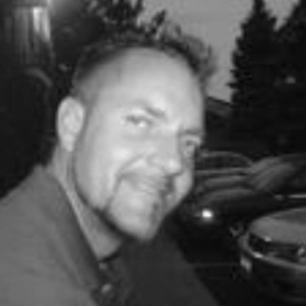 Meet your Posher, Clint