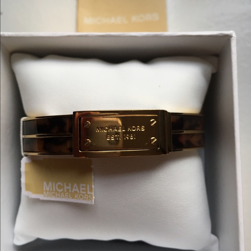 Michael Kors Bangle bracket