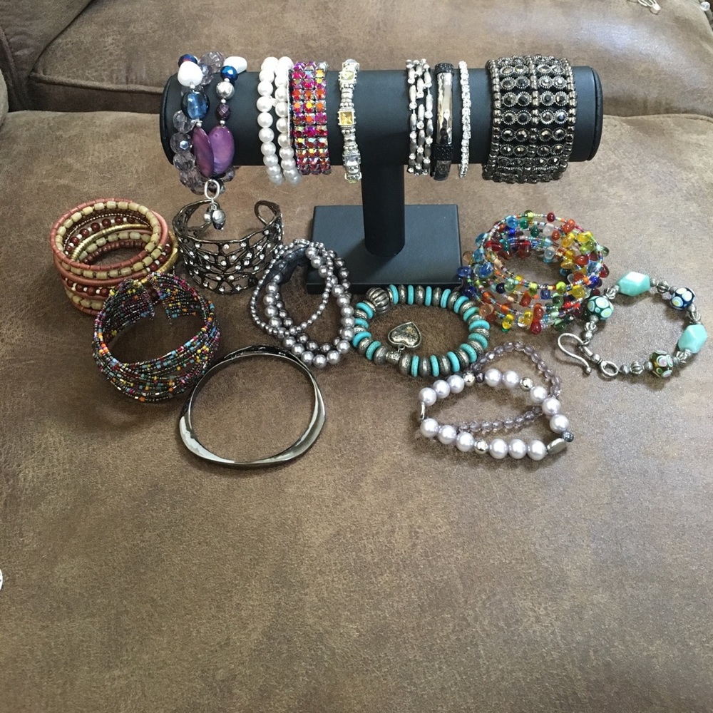 Lot of costume jewelry bracelets