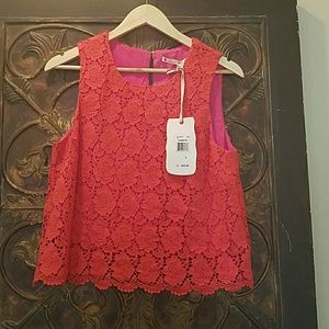Chelsea & Violet crop red top