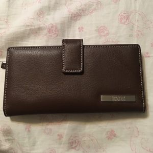 Kenneth Cole wallet