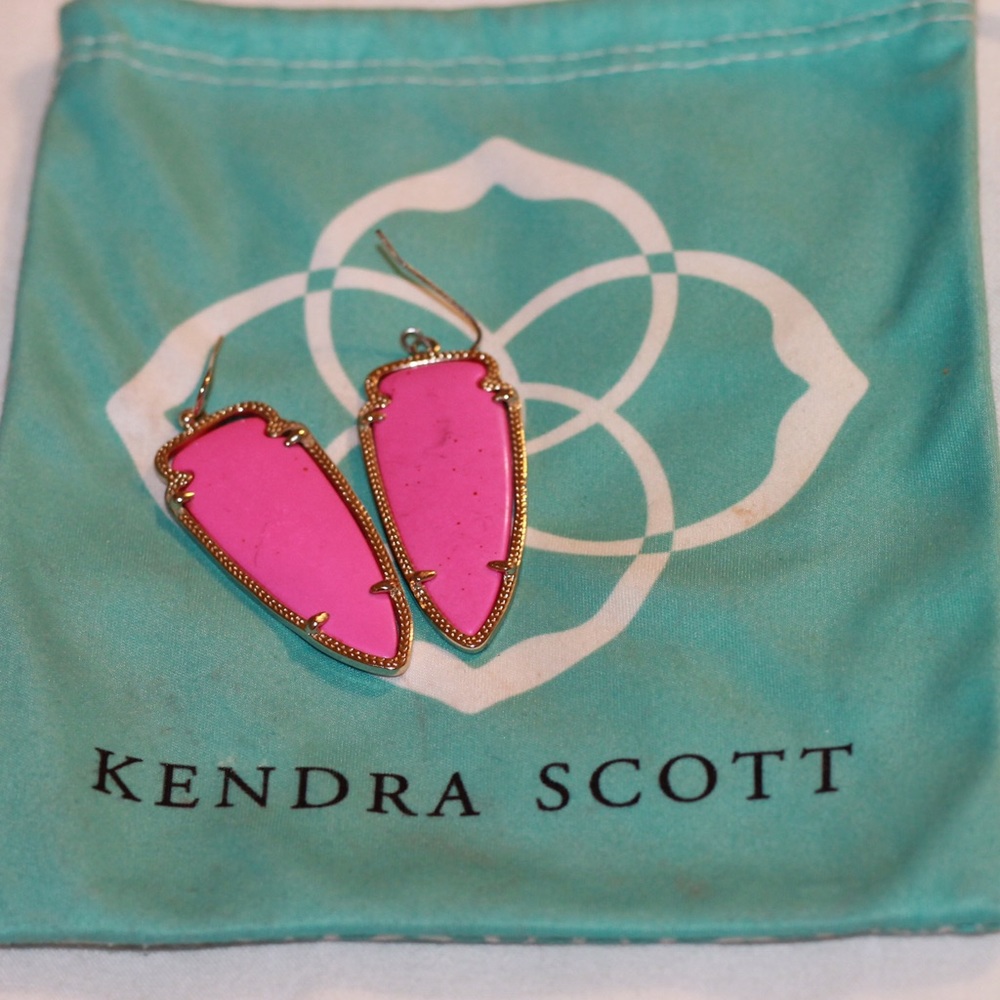Discontinued "Skylar" Kendra Scott Earrings